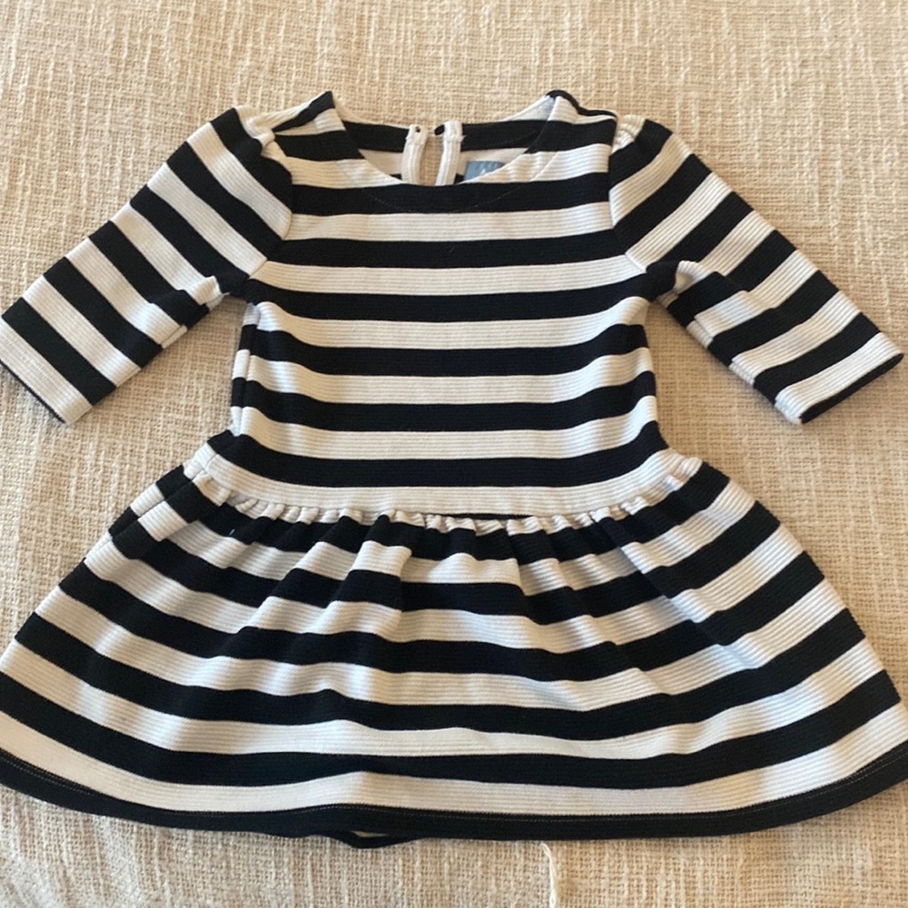 Little girls baby gap striped dress size 2